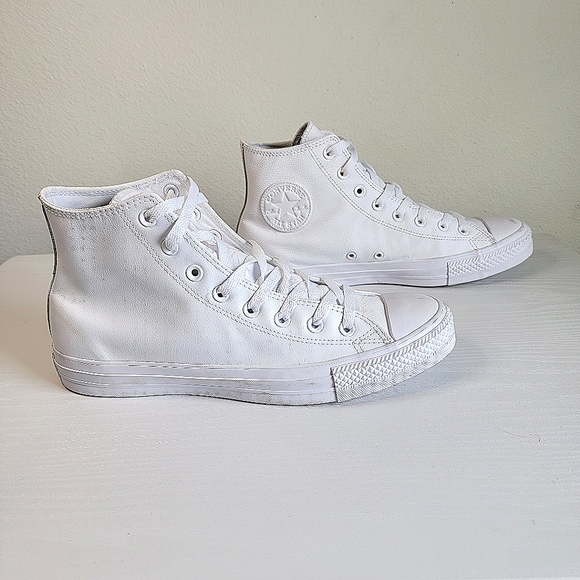 Converse Other - Men's Sz 11 White Leather Hi-Top Converse Chuck Taylor